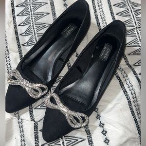 Gorgeous bling bow flats